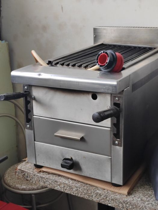 Conjunto de Equipamento Industrial para Restauração e Hotelaria