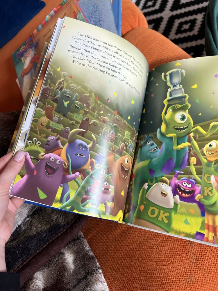 Books for children monsters University Książki w języku angielskim