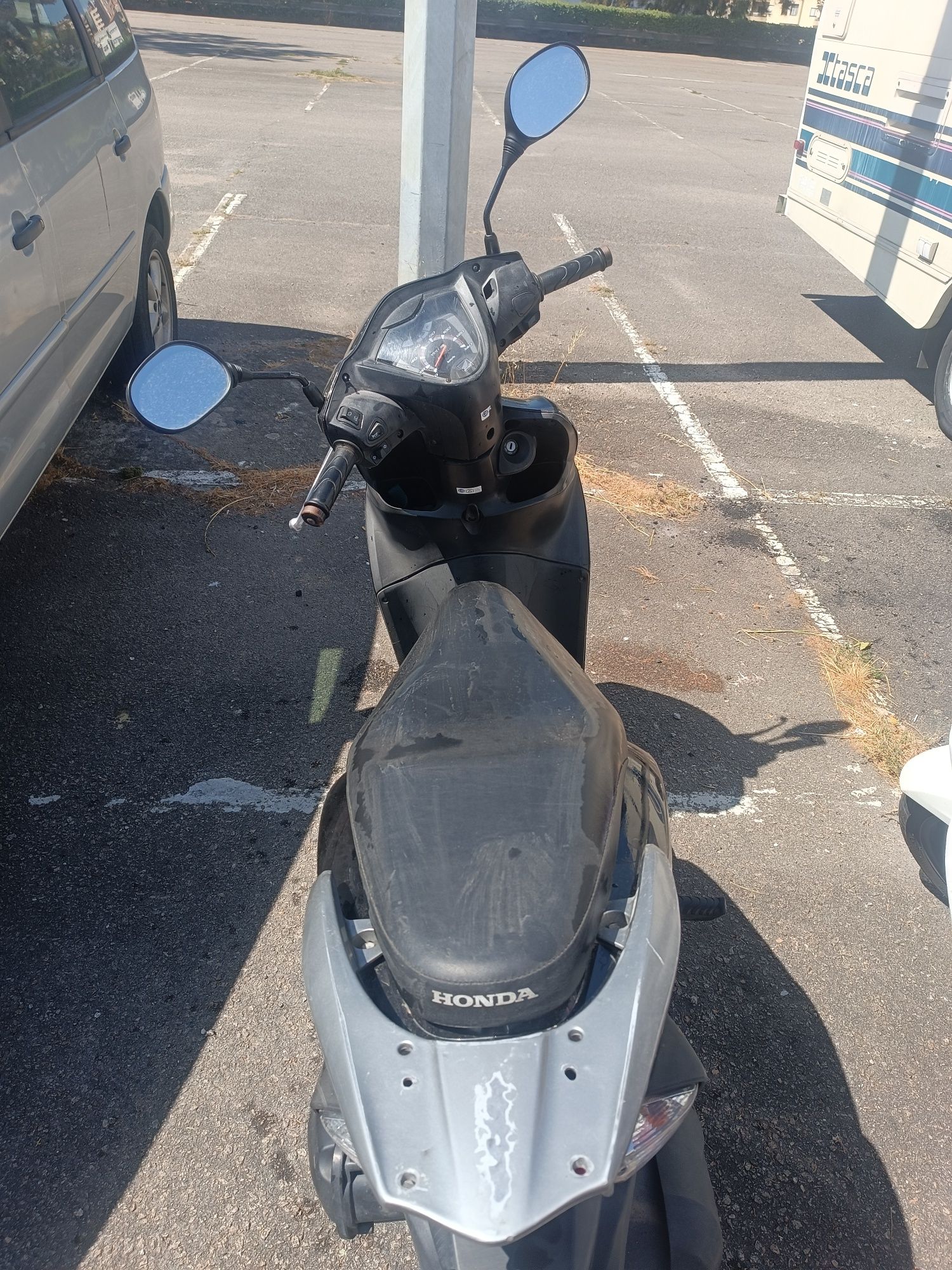 Honda Vision 110 | ano 2012 - Económica, fiável e pronta a andar