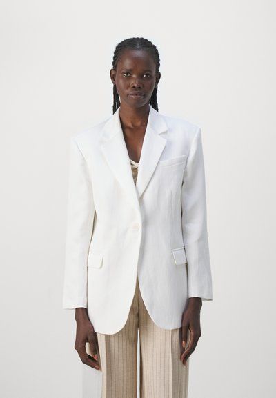 Żakiet mleczny z dodatkiem lnu Sandro 36