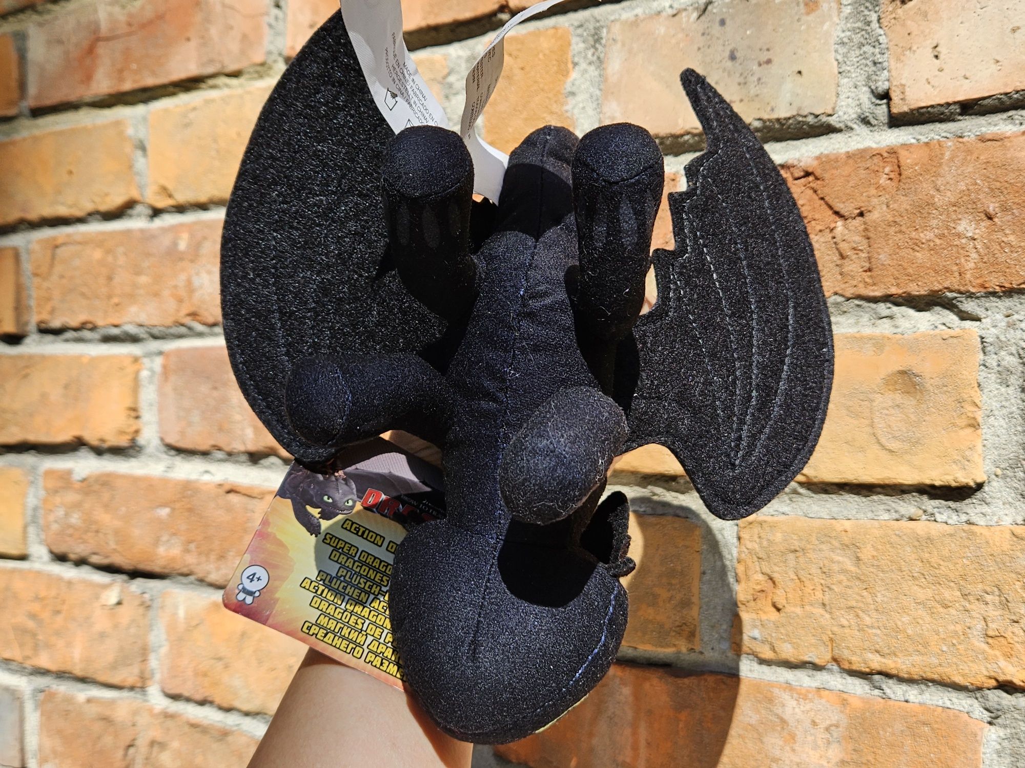 Nowy oryginał Szczerbatek Nocna Furia Toothless SpinMaster KupMiChceTo