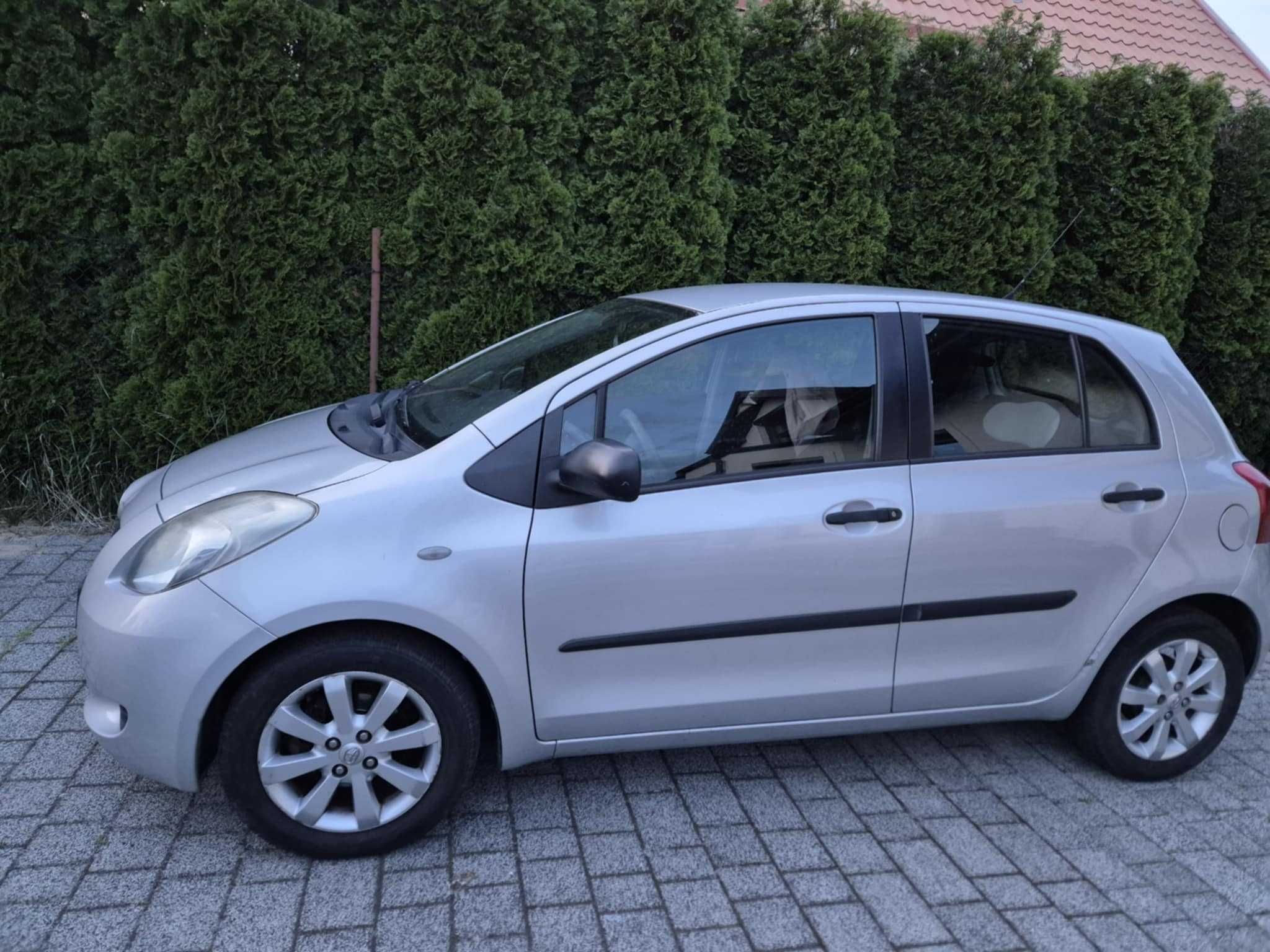 Toyota yaris 1,3 2008, przebieg 154 tyś. km, klimatyzacja, czujnik cof