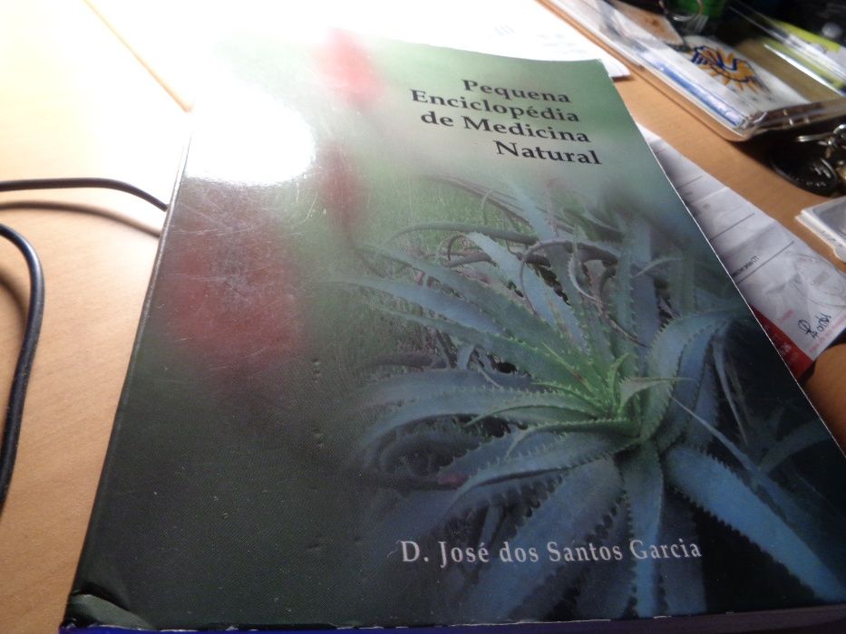 Livro Pequena Enciclopédia de Medicina Natural Of.Envio