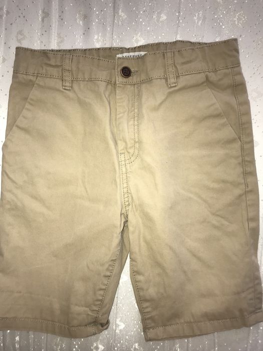 Spodnie krótkie 140