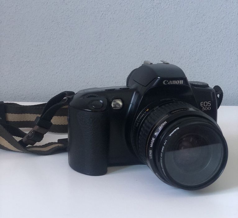 Canon EOS 500 analógica
