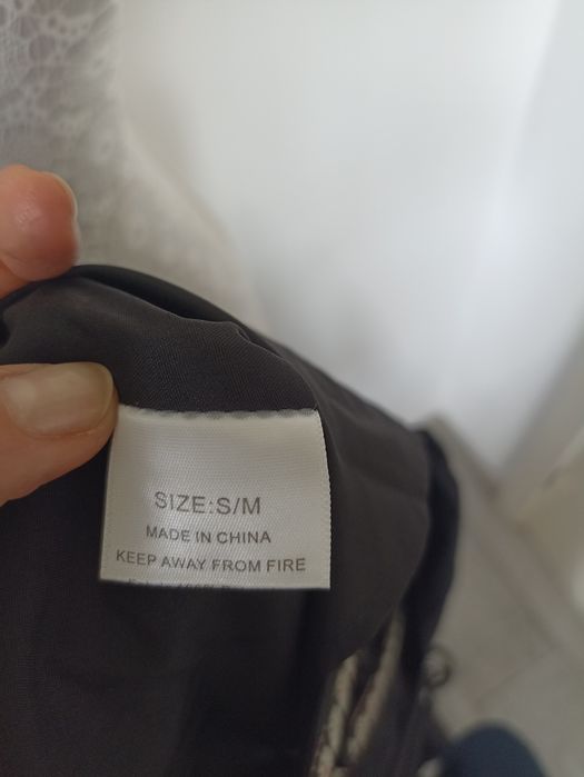 Sukienka, narzutka gotycka