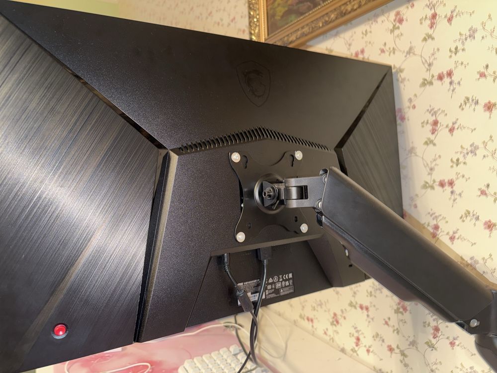 Монітор MSI 27, 170Hz