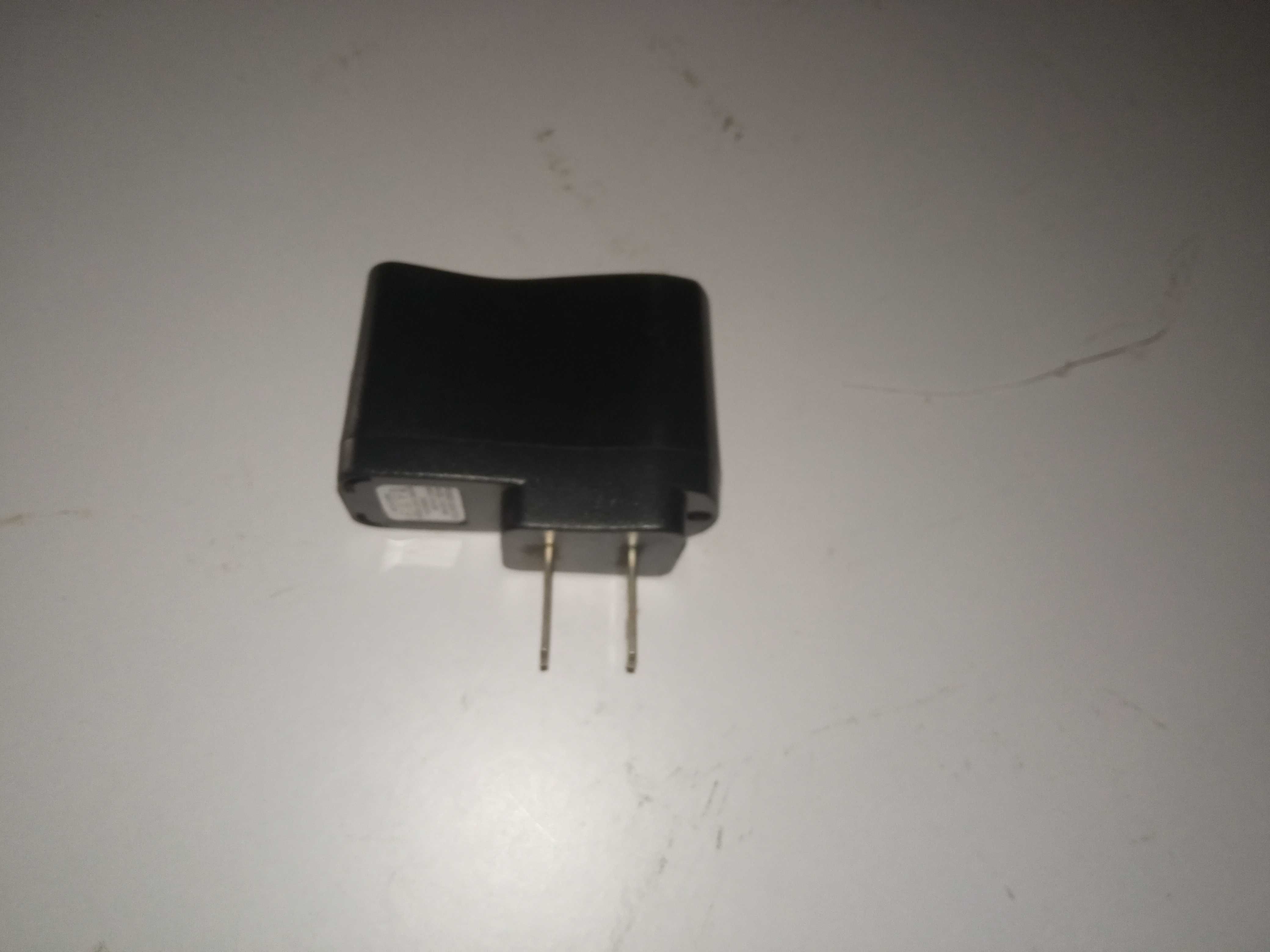 Блок питания 5V 0.5A вилочный USB Travel charger(американская розетка)