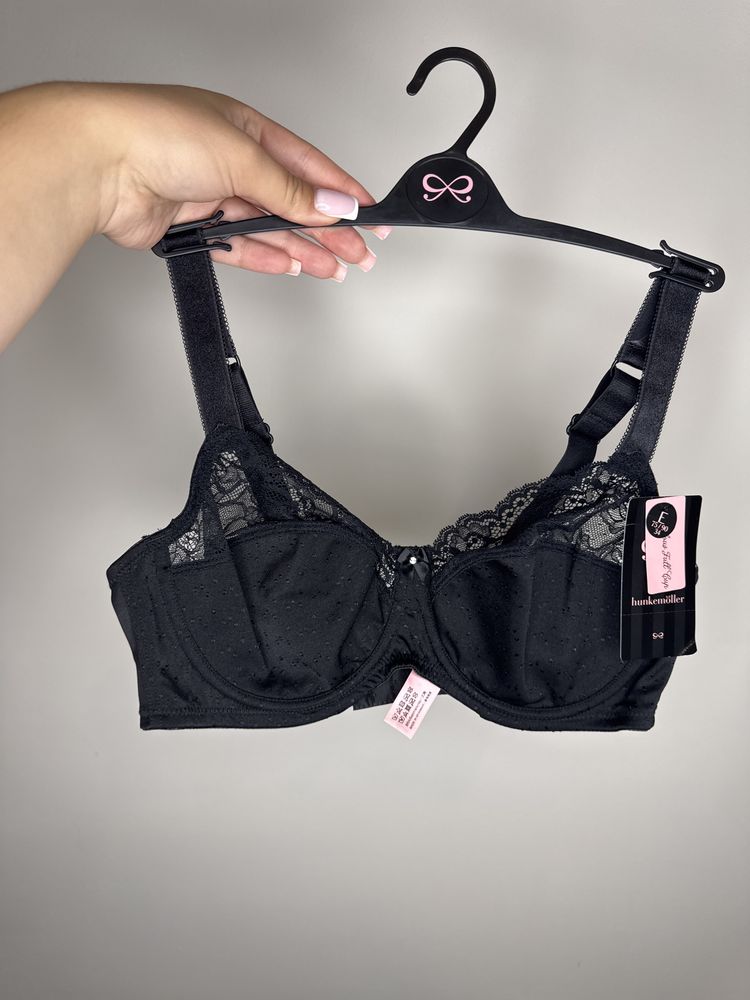 Бюснгалтер hunkemoller 75 E ,80 D