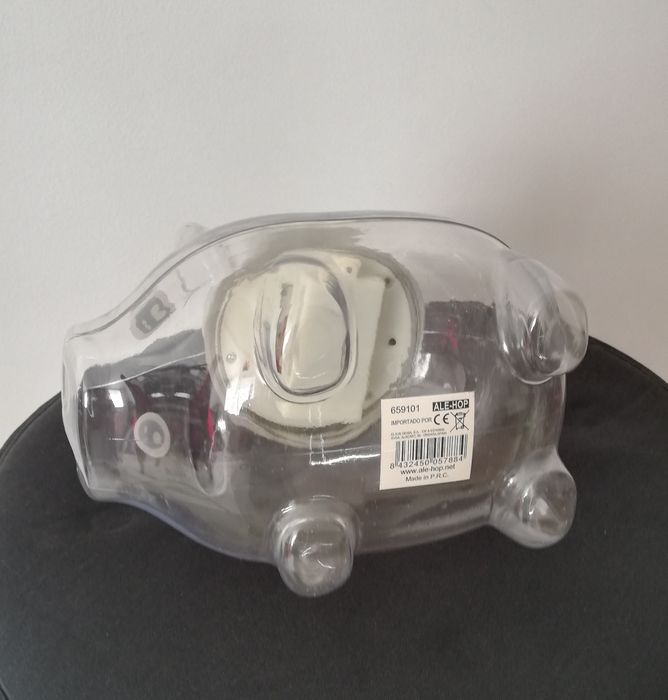 Porquinho mealheiro conta moedas