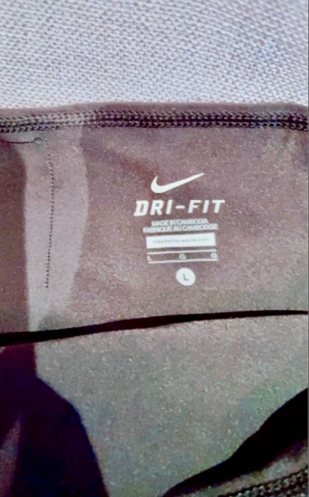 Calções ginástica Nike