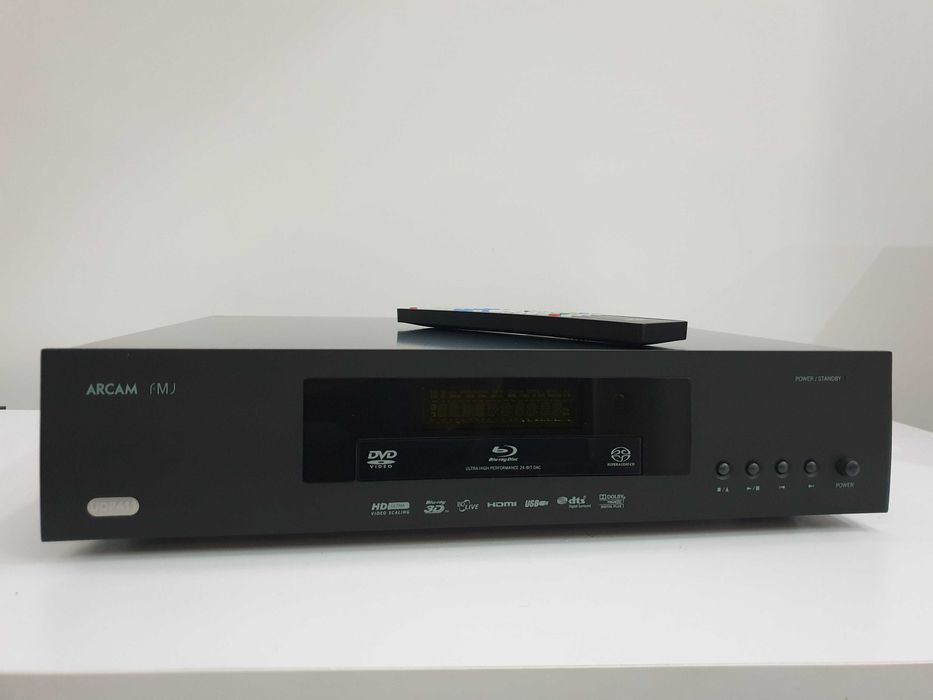Arcam UDP411 Blu-Ray/CD/DVD/SACD/Streamer + Pilot