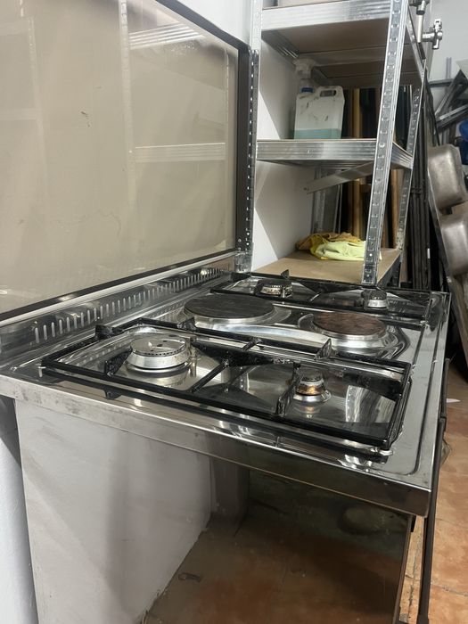 Fogão industrial- gás e elétrico