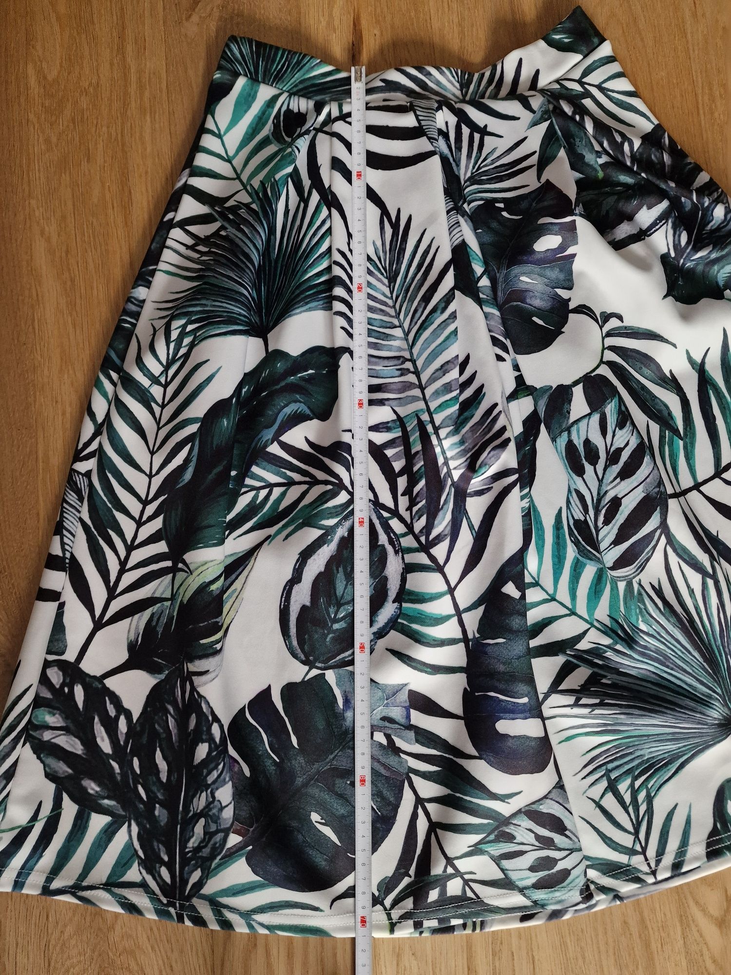 Spódnica midi Boohoo 38 40 kwiaty