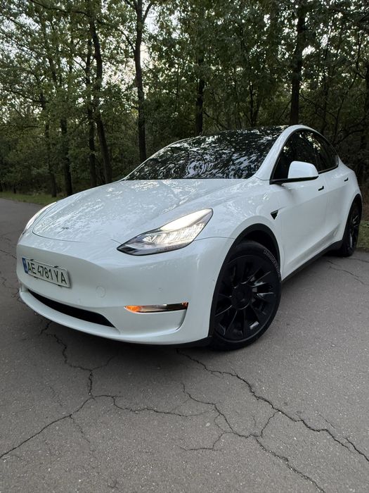 Tesla Y dual motor long range 82квт можливий обмін з доп. в обі стор