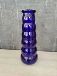 Szklany kobaltowy wazon z PRL