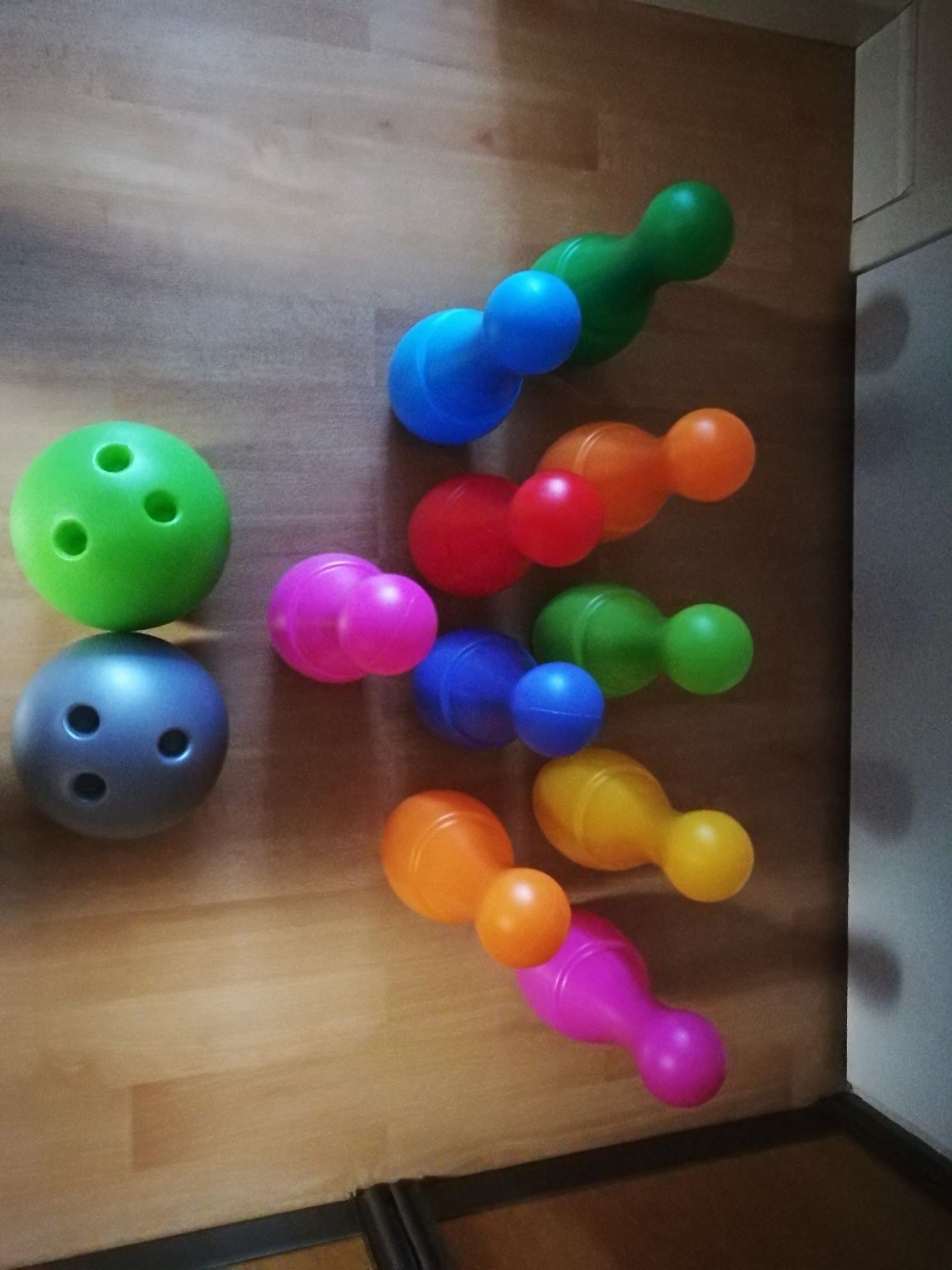 Sprzedam kręgle Nowe tyle ze rozpakowane