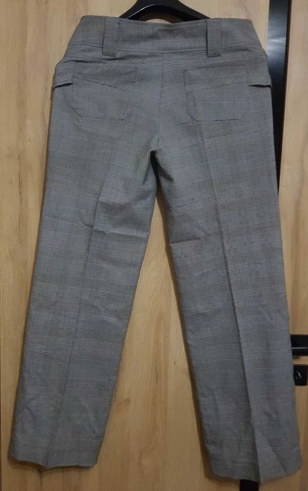 Dan Hen Spodnie Damskie wizytowe garniturowe r.40
