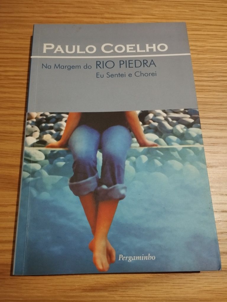 Na Margem do Rio Piedra Eu Sentei e Chorei - Paulo Coelho