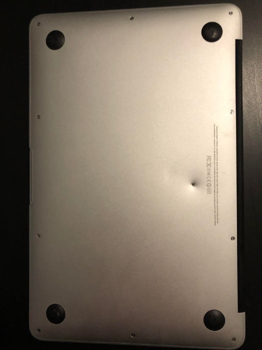 Macbook Air 11", Mid 2012, 4 GB, i5 1.7GHz, 60 GB HDD