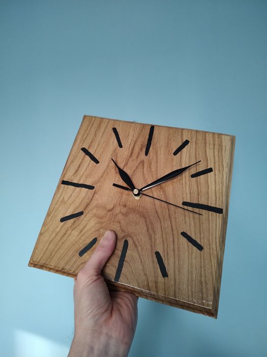 Drewniany Zegar Ścienny; Dąb; Mechanizm Cichy; Tarcza 24 cm
