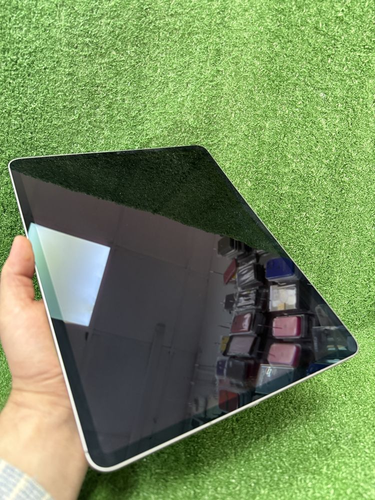 iPad Pro 12.9” M2 256GB LTE | З коробкою, зарядкою та новим чохлом