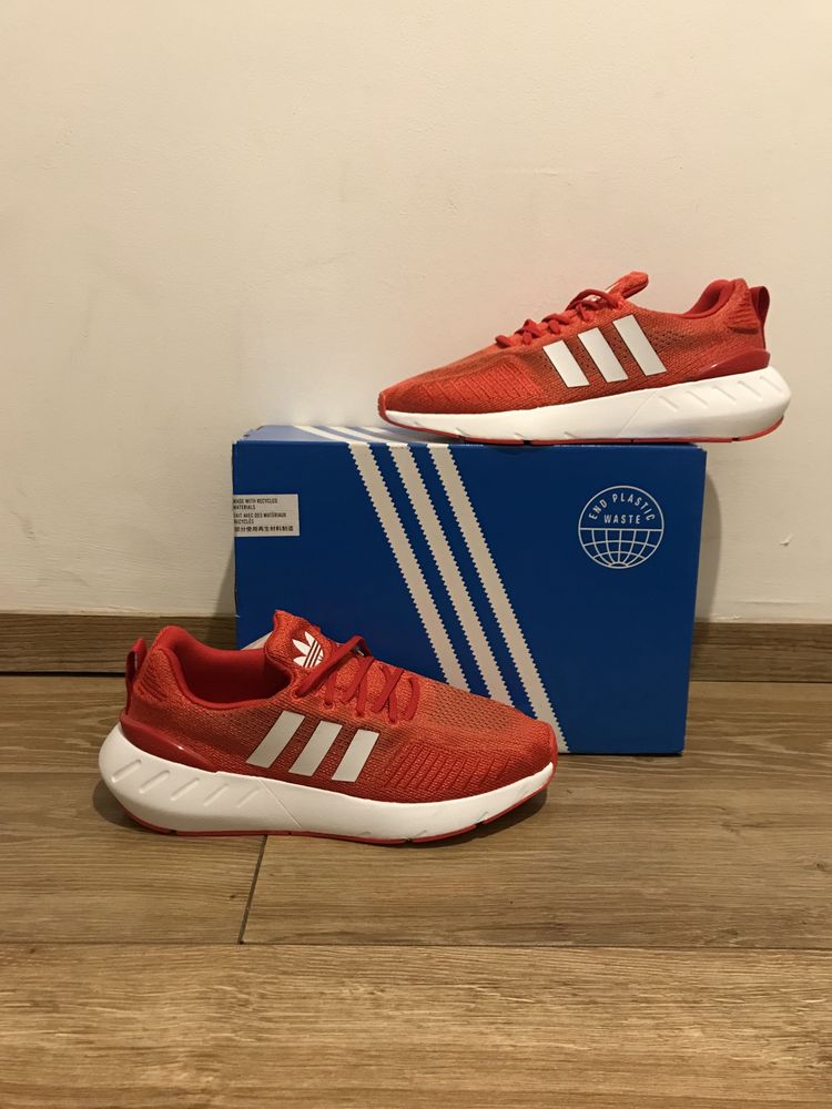 Sprzedam nowe buty Adidasa r. 40 oryginalne z metkami