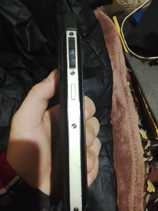 Продам телефон Cybot kinkong 9