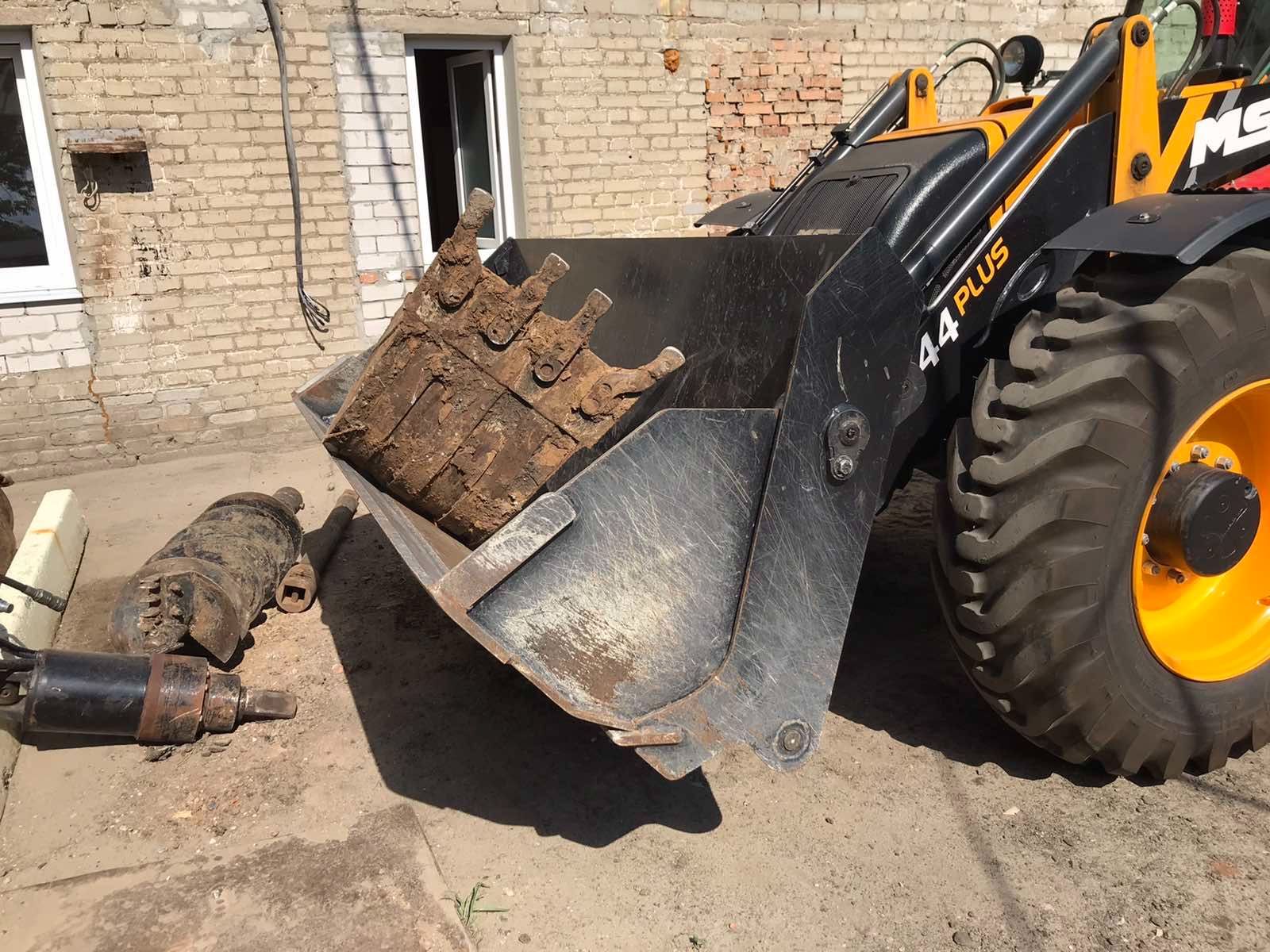 Аренда, Услуги Экскаватора JCB4CX. Ямобур 250/400/600. Гидромолот!