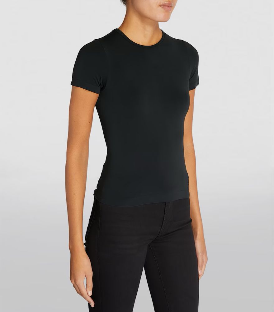 Футболка SKIMS Soft smoothing XS колір Onyx