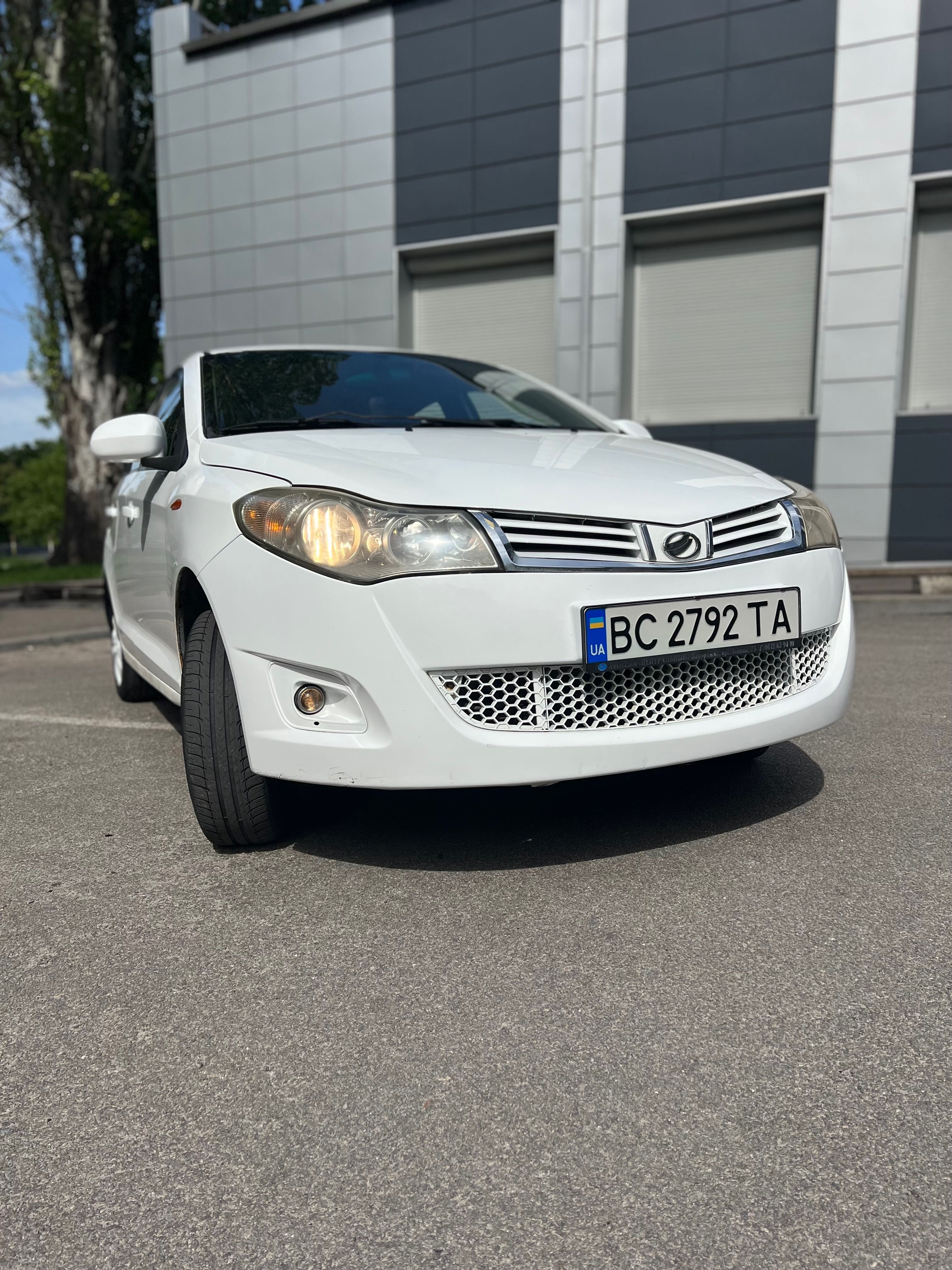 ZAZ     Forza 1.5      2011