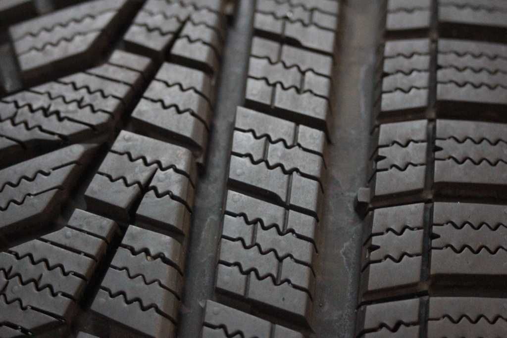 225/55/17 Hankook Winter i*cept evo2 225/55 R17 8mm 2019r