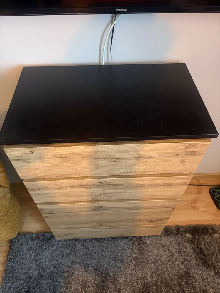Komoda z szufladami