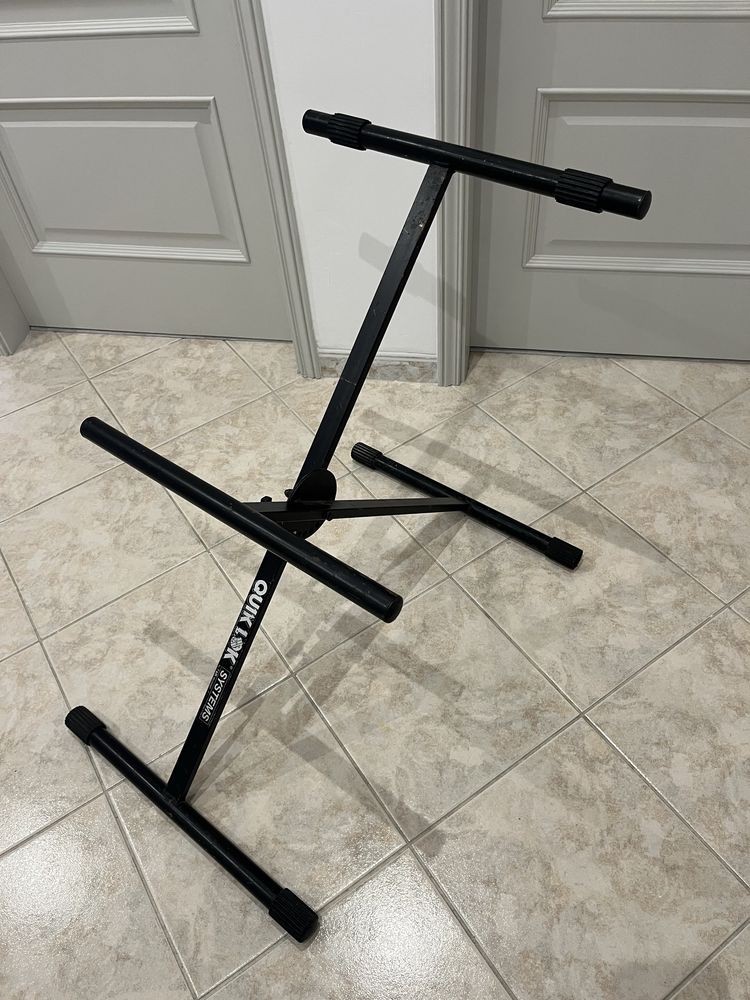 Suporte Quik Lok para Amplificador/Combo