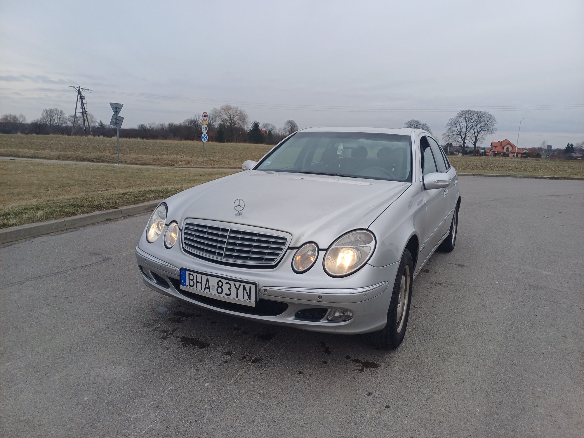 Mercedes Benz E klasa 210 Elegance 2.2 cdi automat 2003 rok