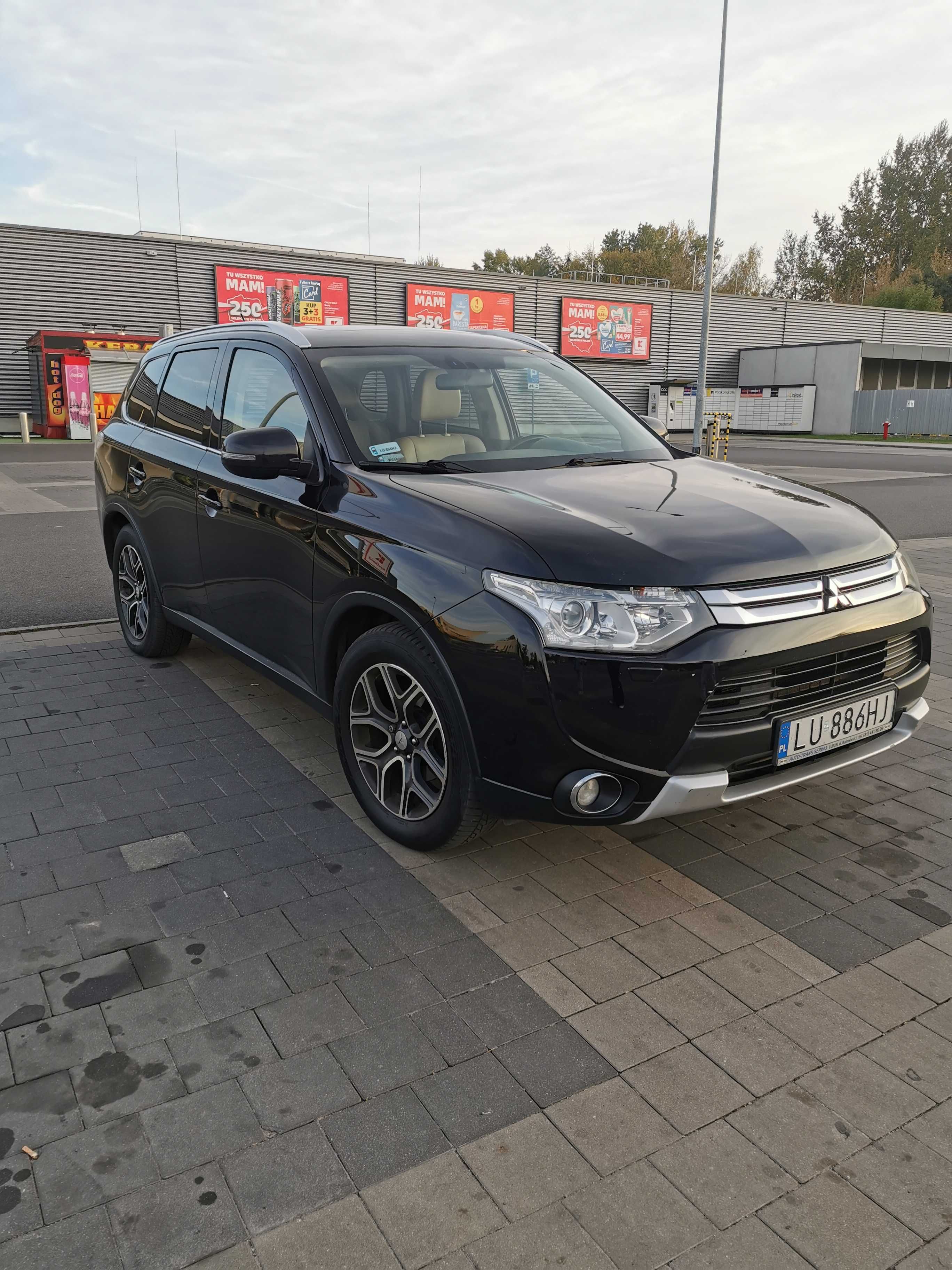 Mitsubishi outlander bogato wyposażony 2014 2.2D 7 miejsc faktura vat