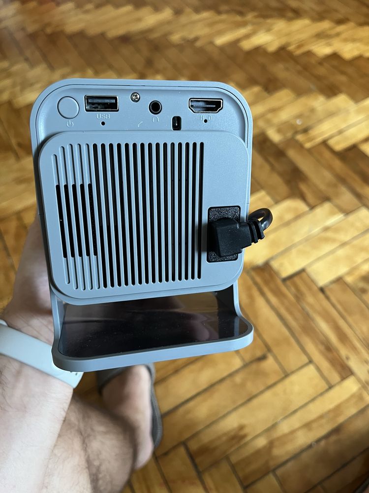 Проектор MAGCUBIC HY320.