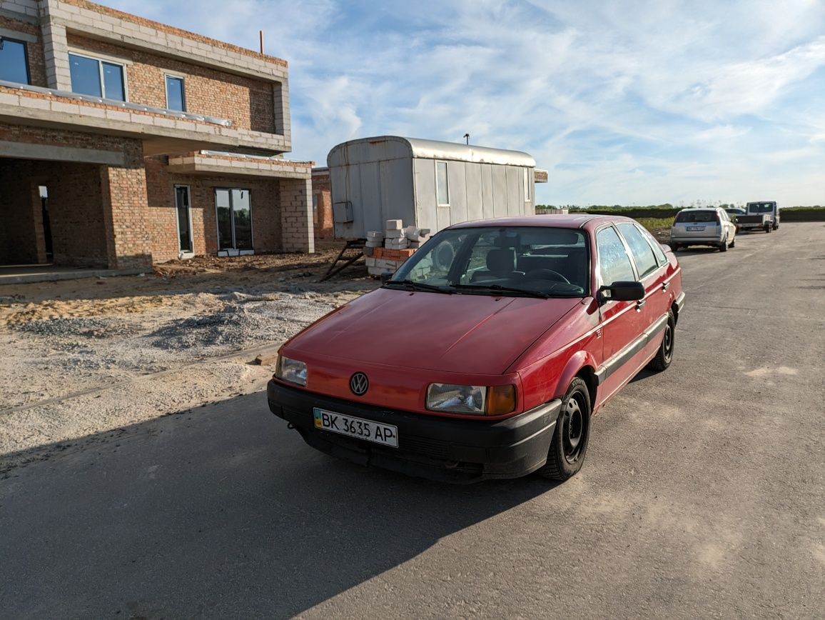 Volkswagen Passat b3, хороший стан