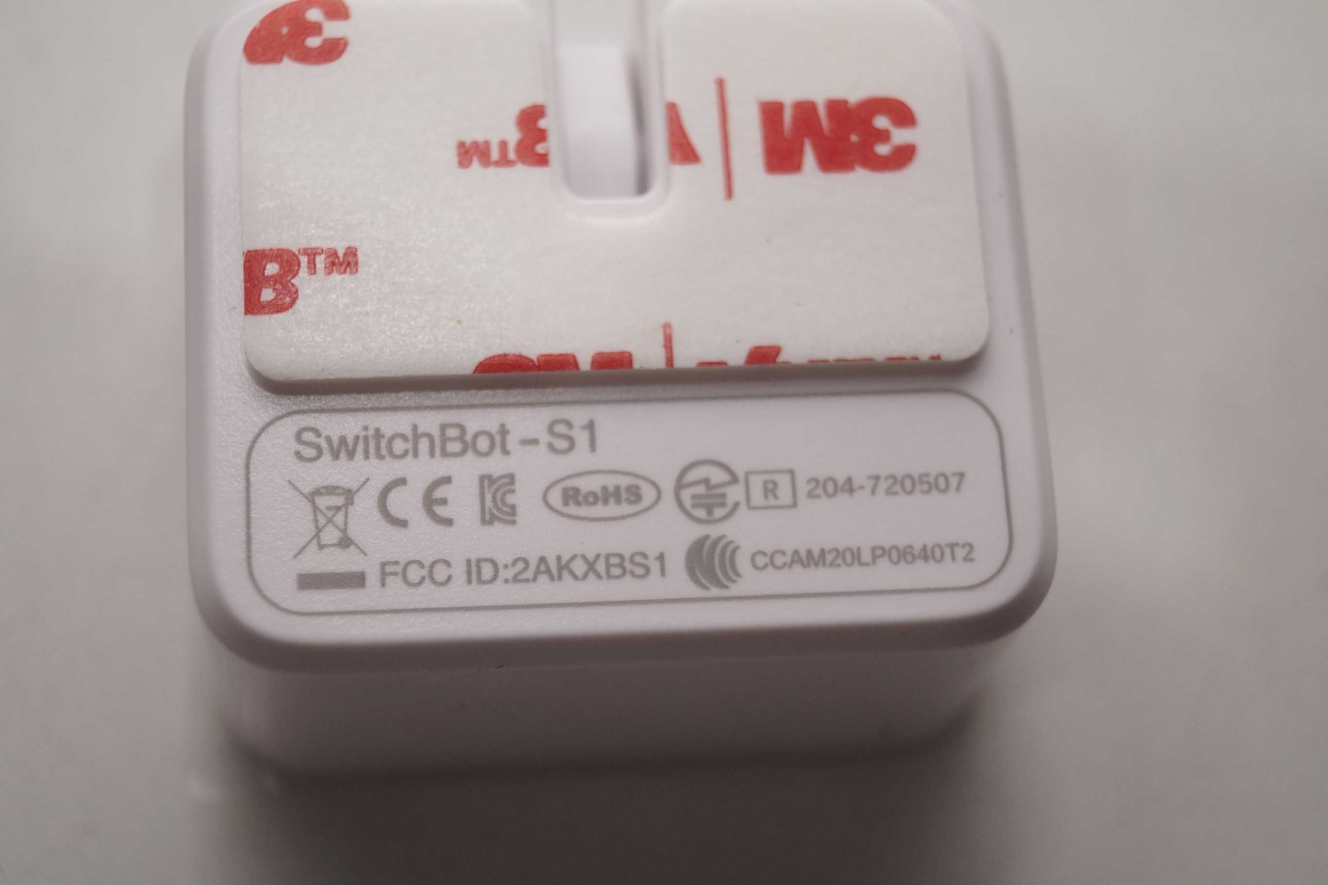 1127 SwitchBot Bot S1 Przełącznik biały włącznik smart mini