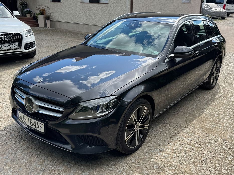 Mercedes-Benz Klasa C 1 Właściciel / Oryginał lakier / Avantgarde / Bogate wyposażenie / FV