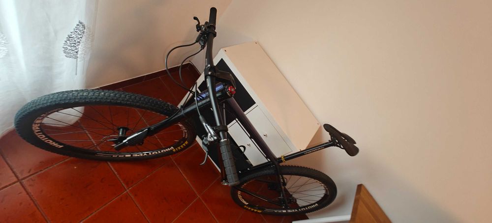 Cannondale F29 29" Custom Paint