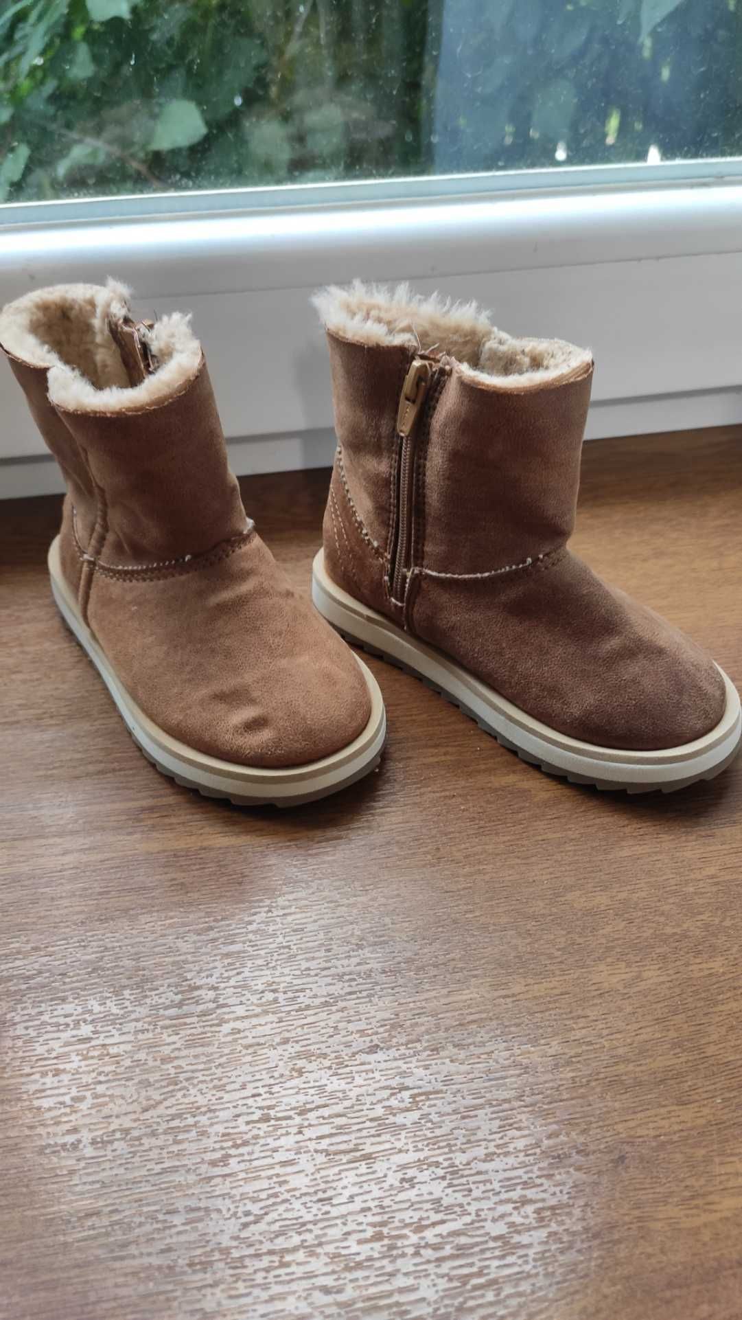 Уггі/Чоботи/Ugg Zara 21р.