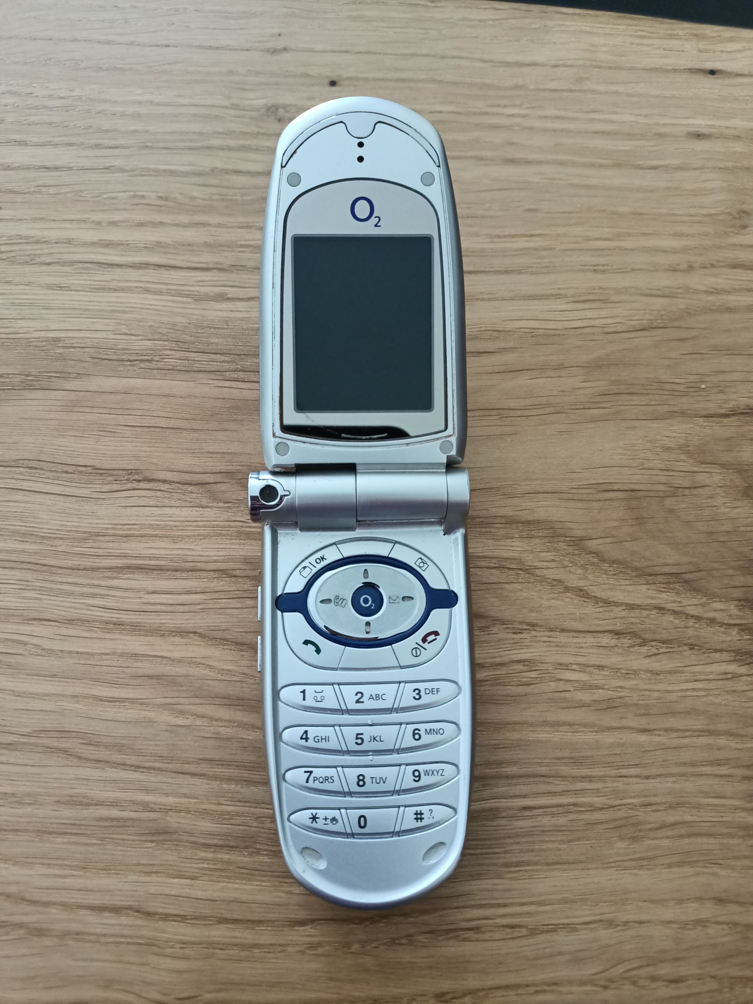 Stary telefon O2