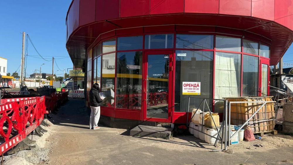 Оренда торгового приміщення 250 м², метро Почайна