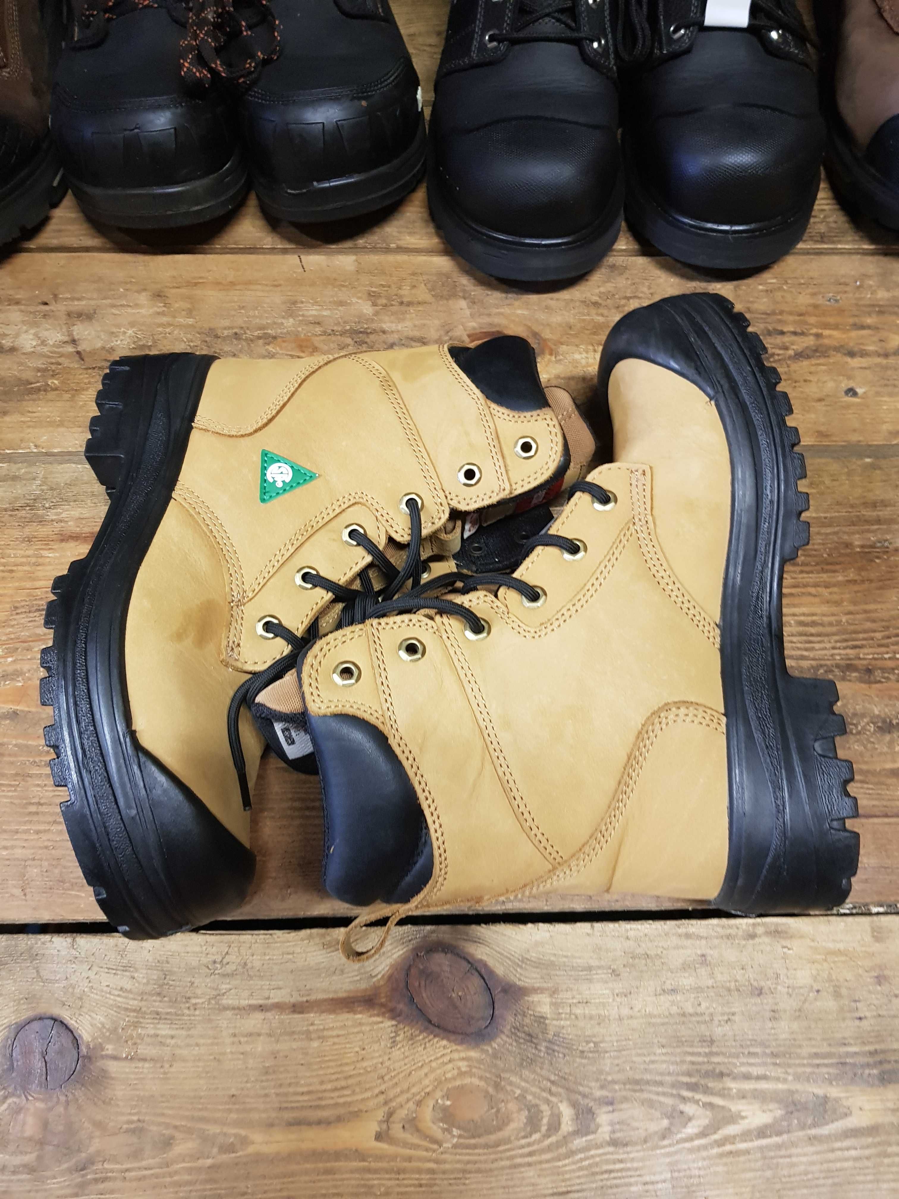 Buty robocze AGGRESSOR rozm 41 wkł 27 cm S3