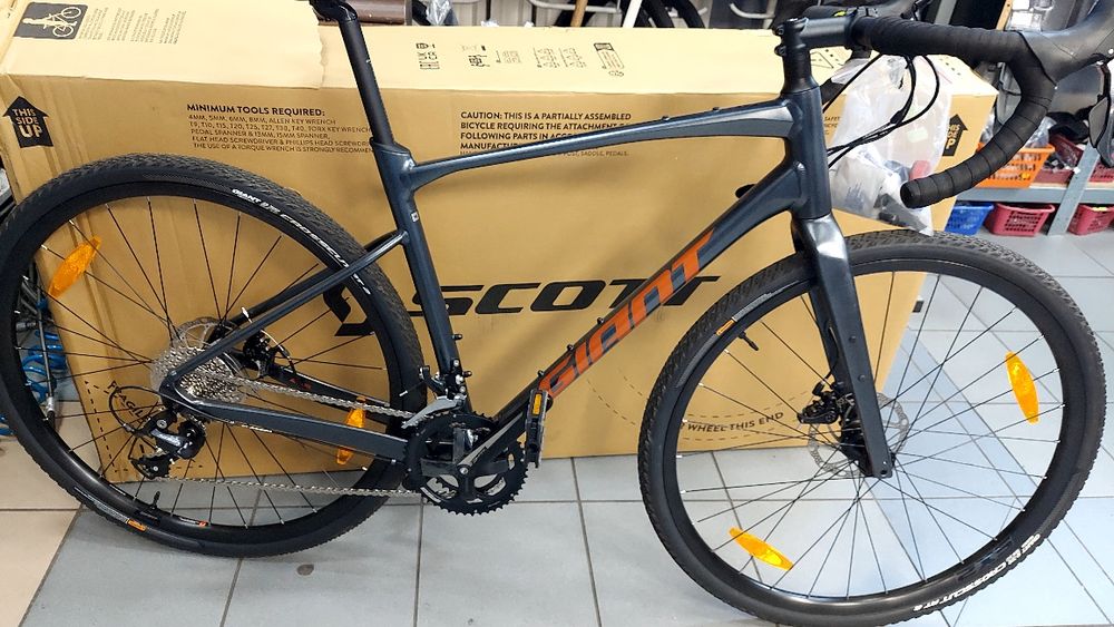 Rower Giant Revolt 2 M/L WYPRZEDAŻ!!!