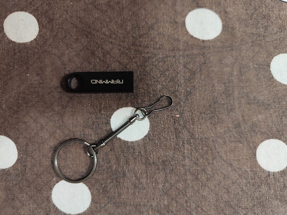 USB флешка 32 Gb