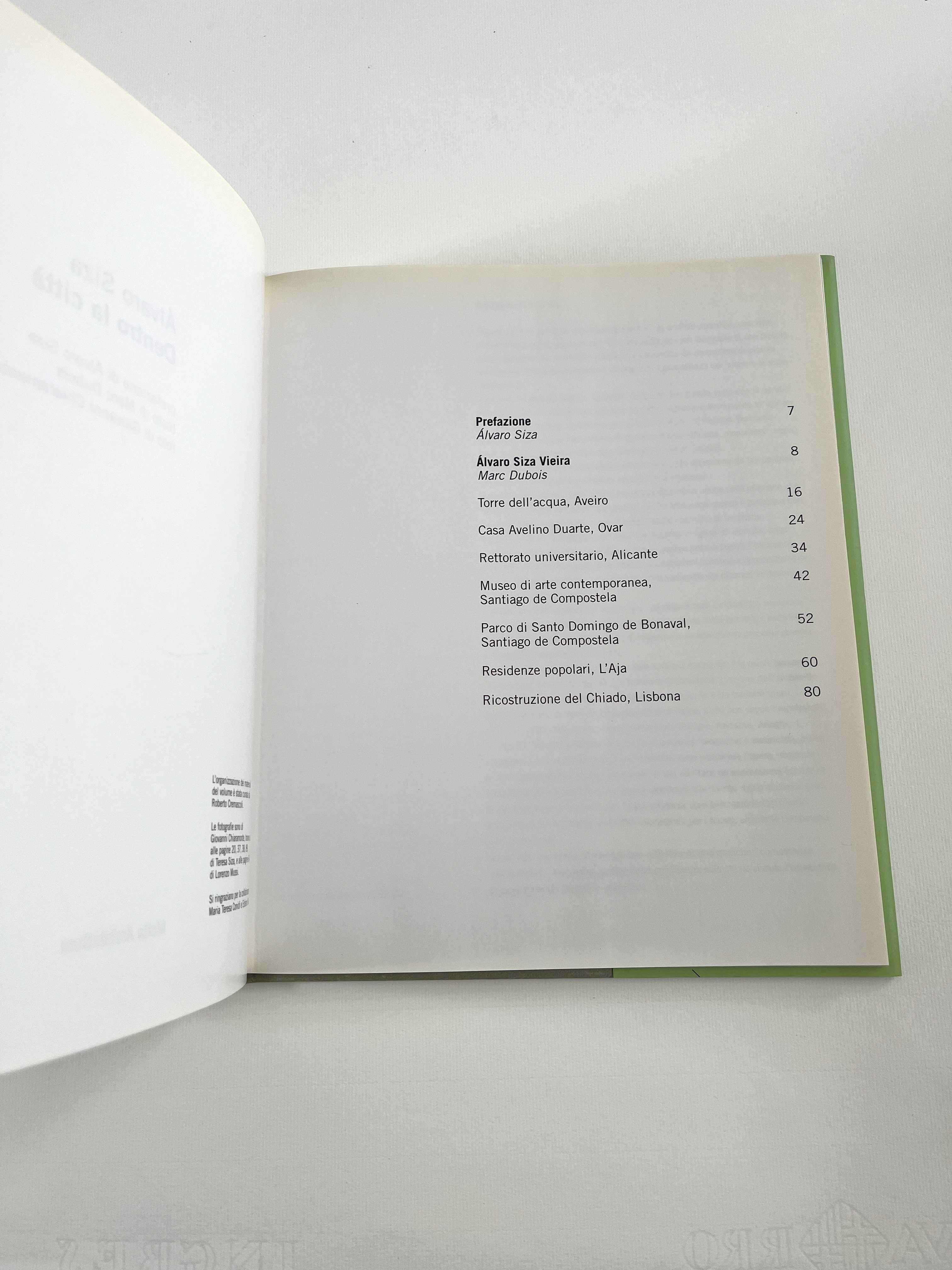 Álvaro Siza Dentro la Città Motta Architectura 1997 livro