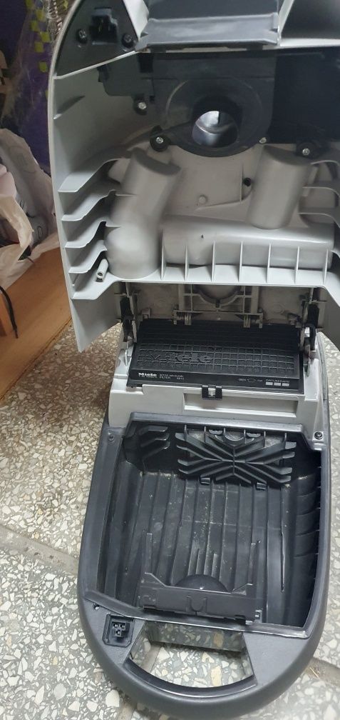 Odkurzacz MIELE electronic 365I