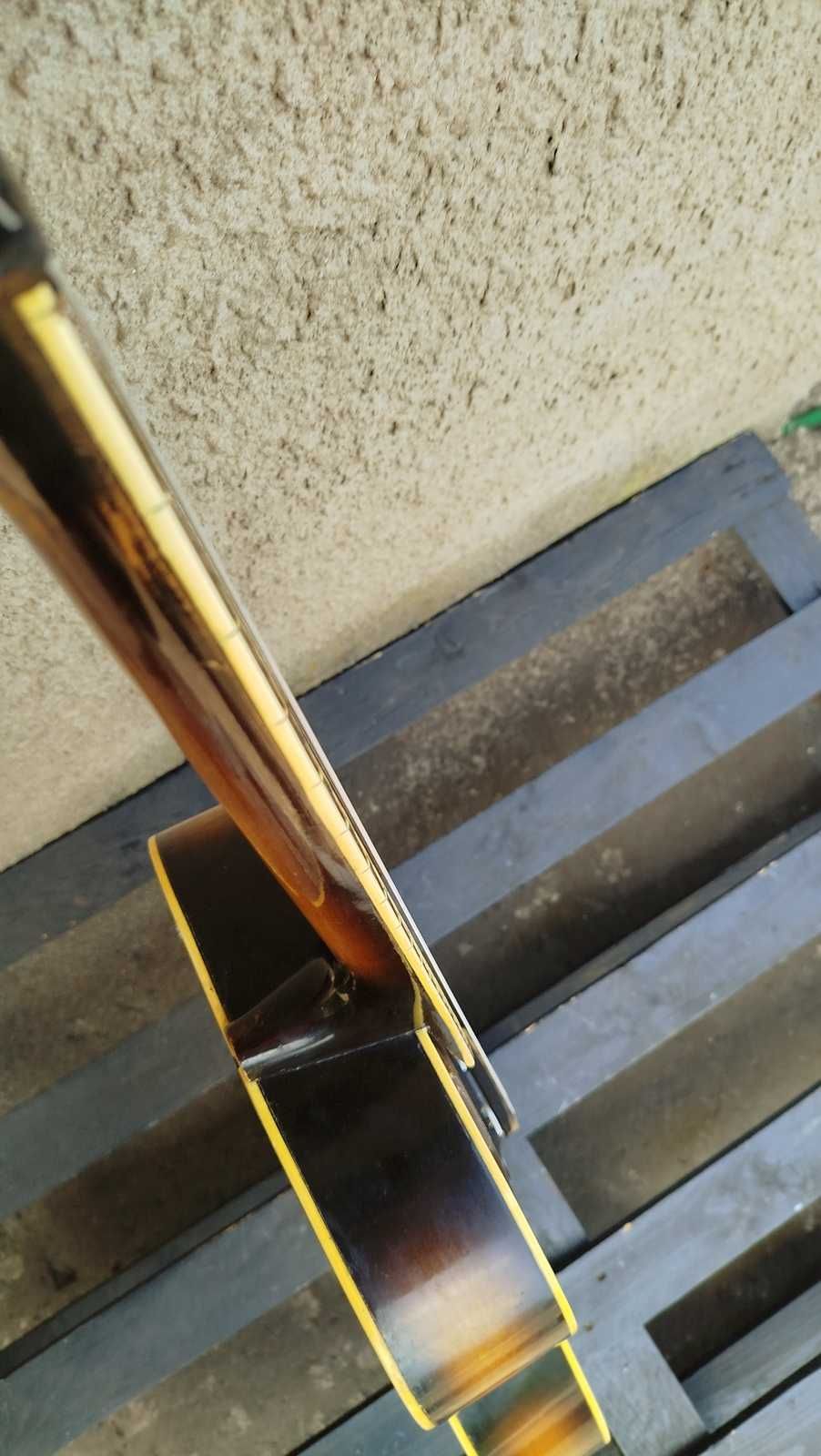 Lignatone 1960 archtop, znakomity stan, super gryf.
